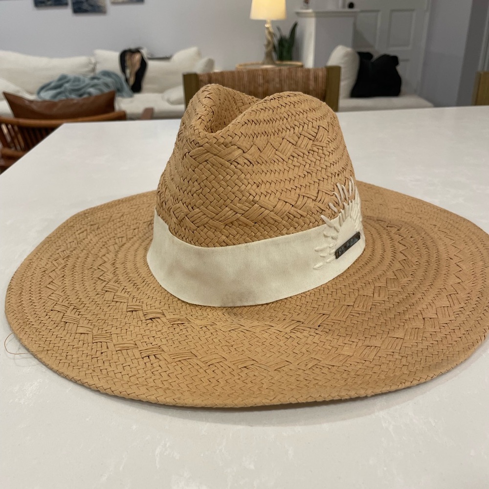 O'Neill hat